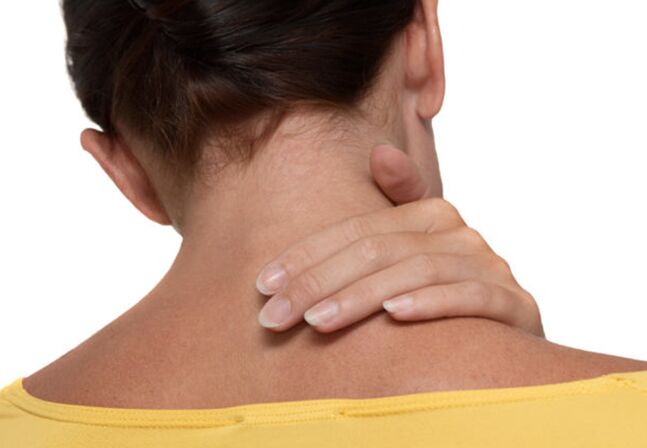 ความเจ็บปวดที่คอกับ osteochondrosis ของกระดูกสันหลังส่วนคอ